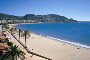 Appartement moderne première ligne de mer Santa